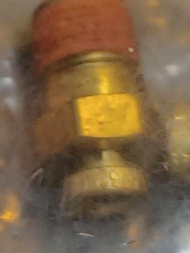 32 x 1 Coronet Brass  Male Connectors -8Male Connectors