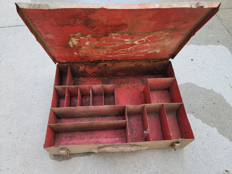 Hilti rusty Powder Actuated Tool w/ Steel Case