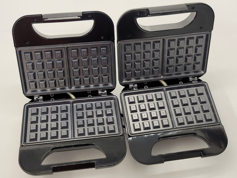 2 Tutin  Mini Waffle Makers  9" x 9"