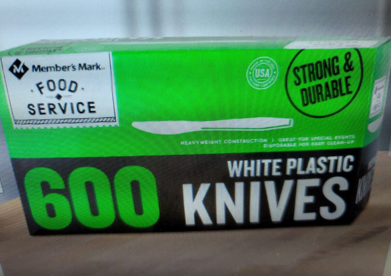 1200 knives Member's Mark White Plastic Knives, Heavyweight (600 ct. x 2)